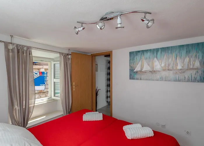 Old Town Charming Nest - One Bedroom 公寓 *