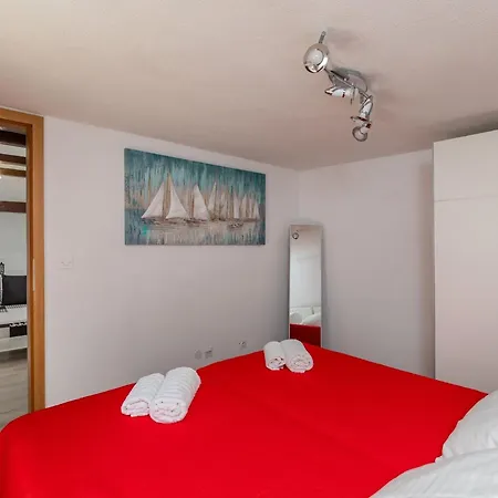 Old Town Charming Nest - One Bedroom