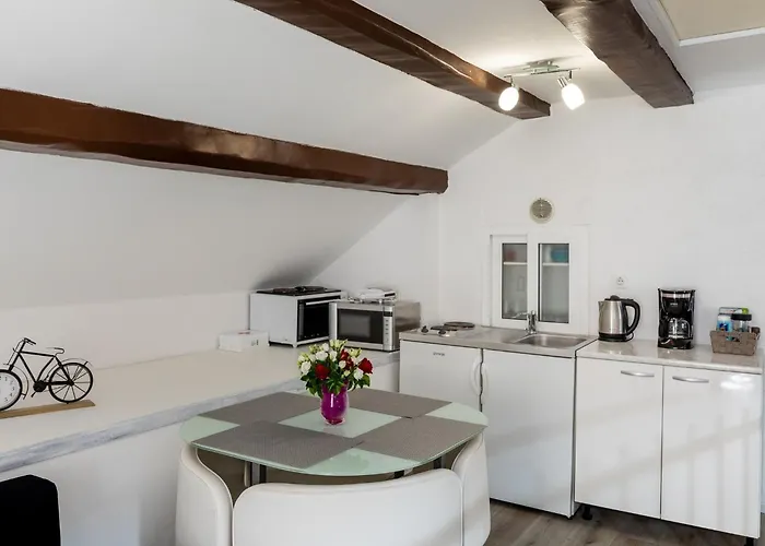 Old Town Charming Nest - One Bedroom 두브로브니크