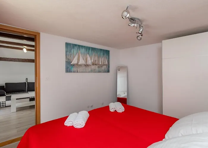 Old Town Charming Nest - One Bedroom